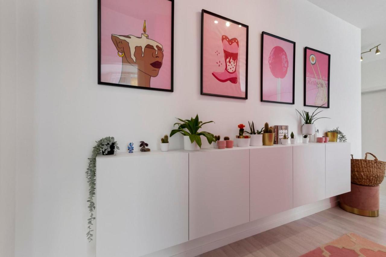 Lam Pink - Jacuzzi - Ac - Ps4 Apartment Bratislava Bagian luar foto